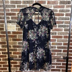 So cute cut out floral mini dress